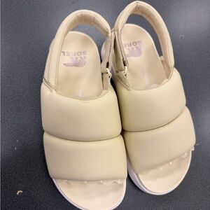 Sorel Women's Cream Padded Slingback Sandals